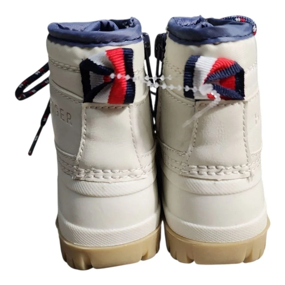 Tommy Hilfiger Danni Duck Boots Kids Size 7 White All-Weather Winter Rain Durabl